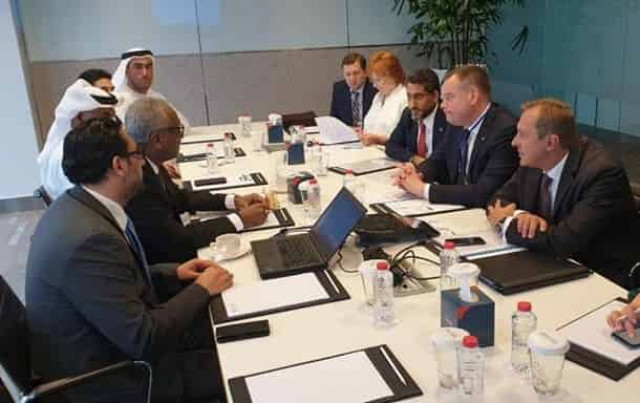 ОАЭ намерены инвестировать $2 млрд в зеленую энергетику в Украине