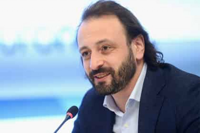 Авербух раскритиковал нового тренера Медведевой
