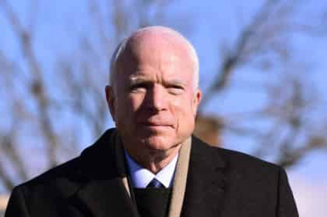 Маккейн раскритиковал Трампа за призыв вернуть Россию в G8

