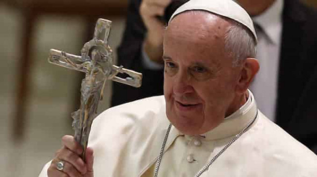 Pope calls for humanitarian corridors to protect migrants