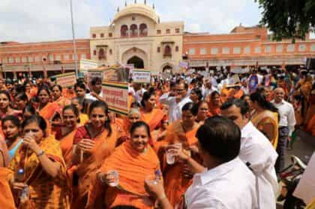 Девочка в Индии умерла после 10-недельного поста для привлечения удачи