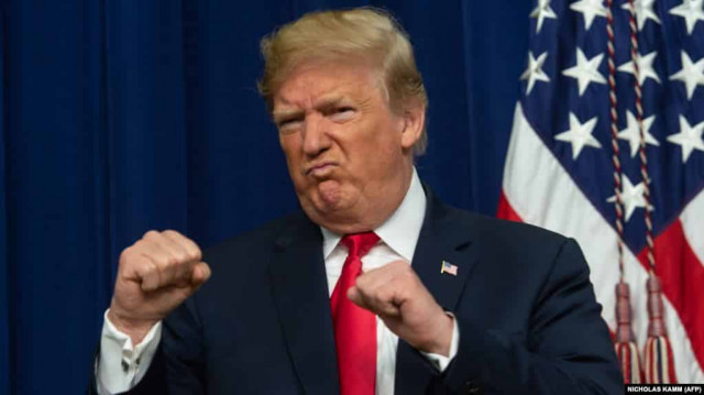  Трамп похвалил себя и пригрозил уничтожить экономику Турции