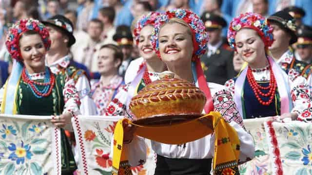 Стало відомо, до якої нації українці ставляться найгірше