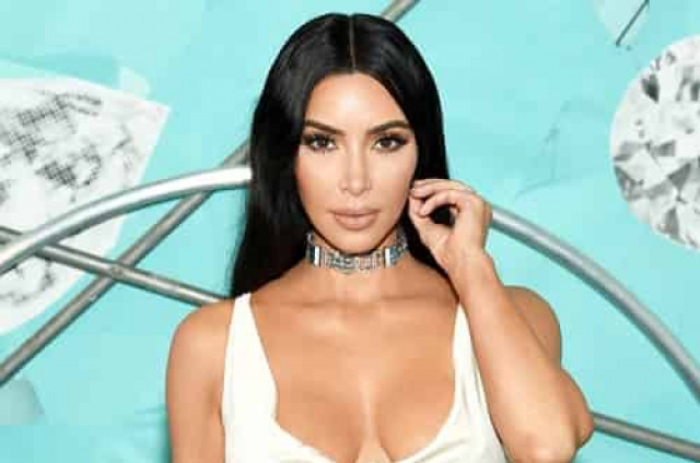 Мільйони переглядів: нові гарячі фото Кім Кардашьян