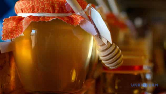 Ukraine to present honey products at International Apicultural Congress in Montreal