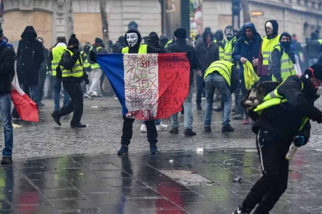 Macron’s yellow vest response makes Putin look soft