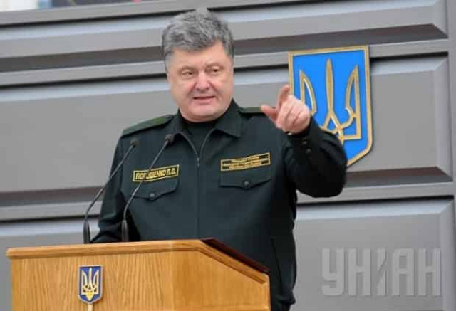 Порошенко назвал Сталина и Гитлера виновниками Второй мировой войны