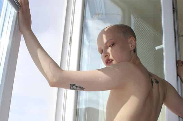 «Особенная» модель Катерина Адамс ломает стереотипы о красоте (фото)