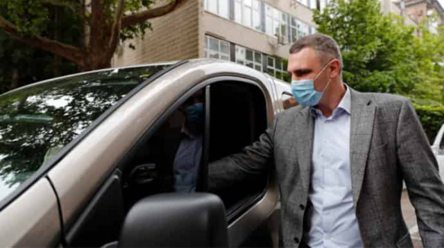 Киев не может дальше ослабить карантин