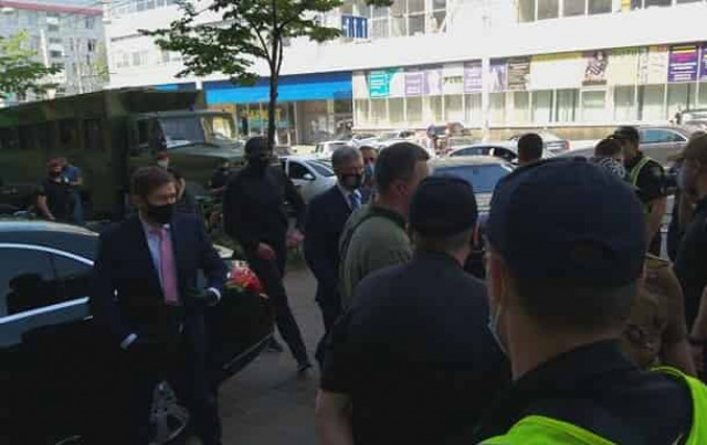 Порошенко отказался получить подозрение - адвокат