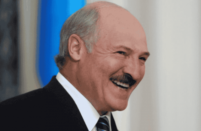 Neue Zürcher Zeitung: Лукашенко смеется последним

