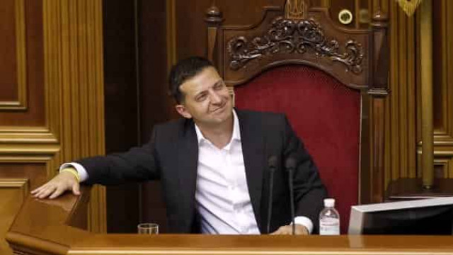 Сегодня парламент может проголосовать за импичмент президента