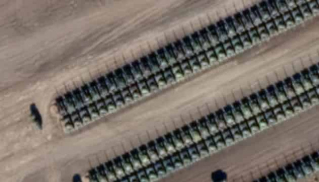 Satellite spots hundreds of Russian tanks near border with Ukraine