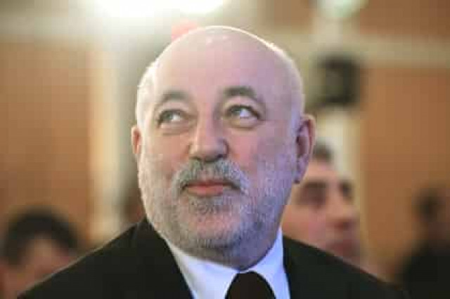 Вексельберг лишил центр Вашингтона комфортных туалетов
