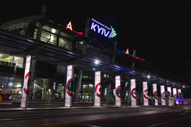 В Киеве «заминировали» аэропорт «Жуляны» и 4 супермаркета 