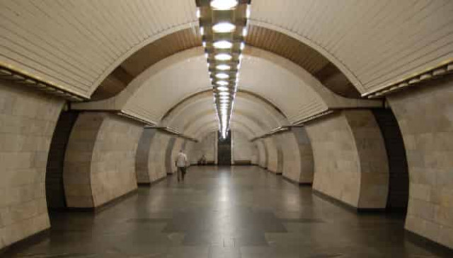 На 19 станціях столичного метро з'являться дефібрилятори