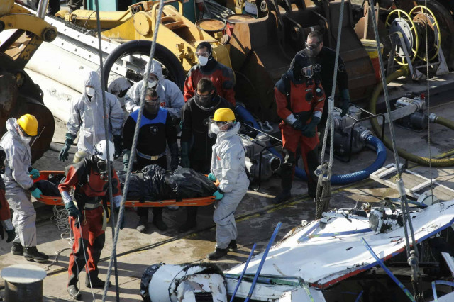 Bodies recovered as sunken Danube boat is raised in Hungary