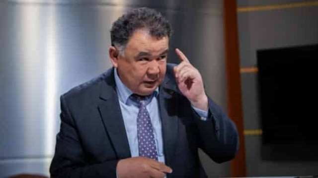 В Киргизии уволен губернатор, оскорбивший журналиста
