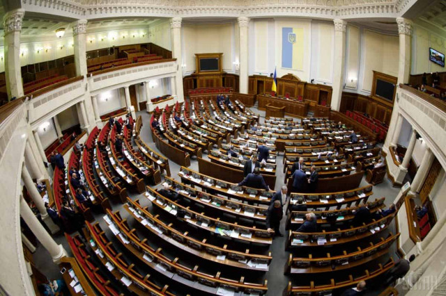 Рада одобрила новый Избирательный кодекс: как теперь украинцы будут избирать парламент