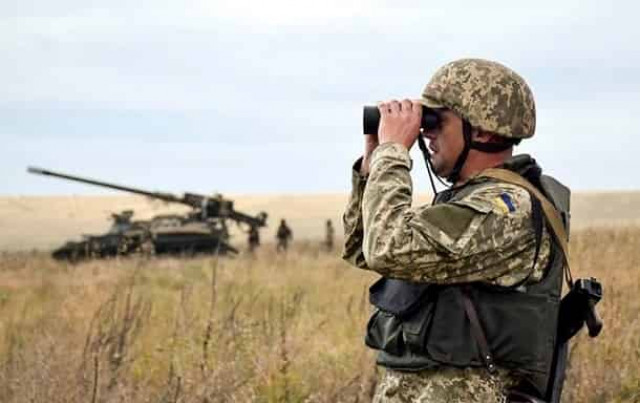 На Донбассе под обстрелами погиб нацгвардеец, перемирие нарушено 13 раз