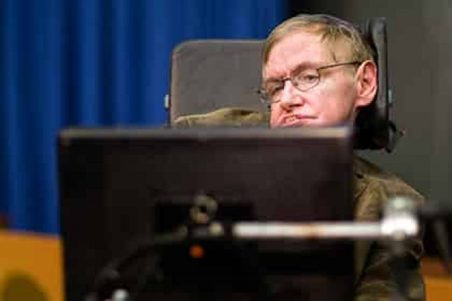 Стивен Хокинг второй раз раскрыл тайну черных дыр
