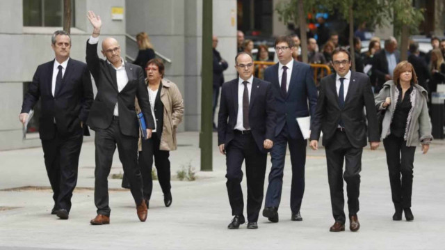 In Spain, a political storm precedes trial of Catalan independence leaders