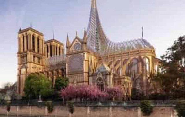 Архитекторы хотят сделать стеклянную крышу в Нотр-Даме