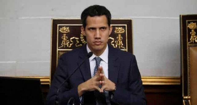 Гуайдо попросит у США военную помощь - СМИ