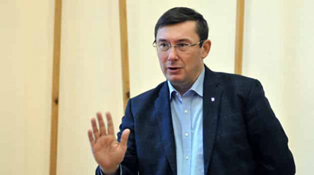 Луценко обвинил Зеленского: Президент не имеет права делать это