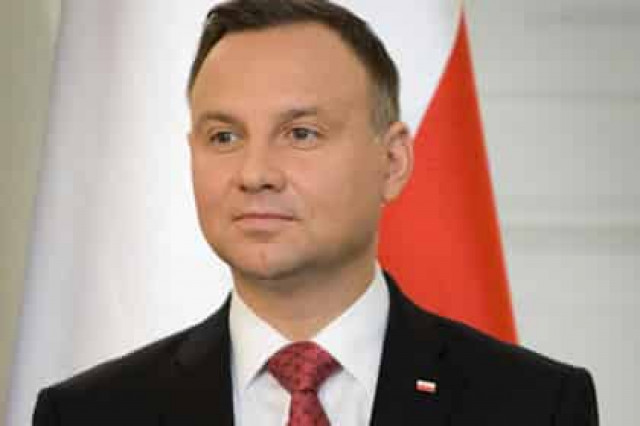 Польша попросила Украину перестать делать героев из бандеровцев