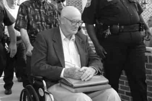 Умер получивший 60 лет за убийства лидер ку-клукс-клана