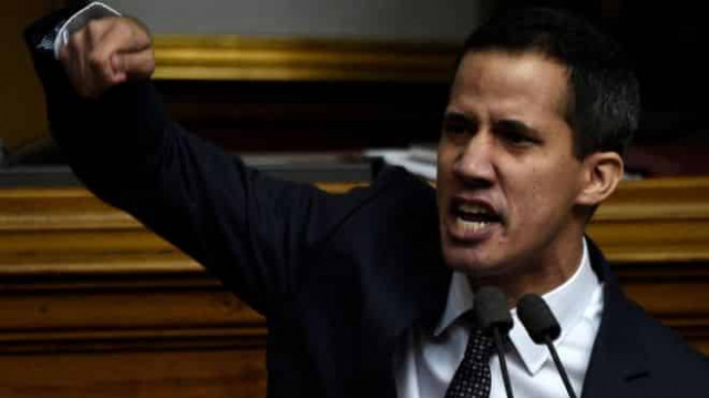 Juan Guaidó: Venezuela's opposition leader briefly detained