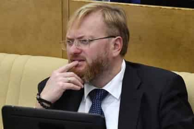 Милонов предложил нюхать людей в поисках геев
