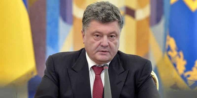 Порошенко уволил одного из послов