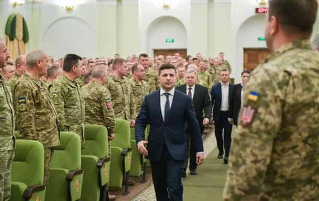 Зеленский созывает заседание СНБО из-за коронавируса