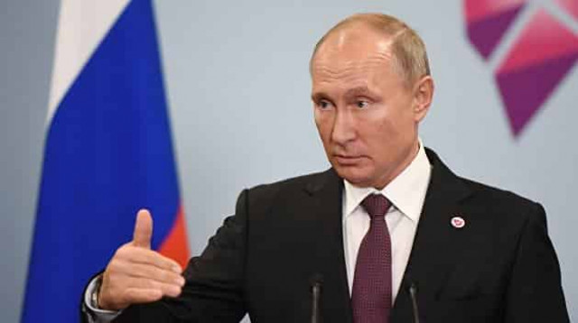 В 2018 году Путин заработал почти 9 млн рублей