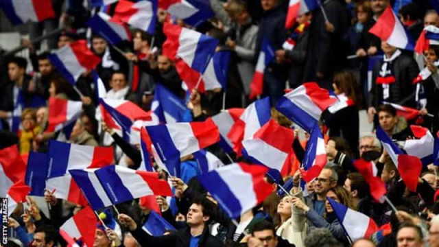 France will not appoint foreign rugby coach after clubs referendum