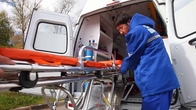 Супрун развеяла миф о запрете каталок на «скорой помощи»  