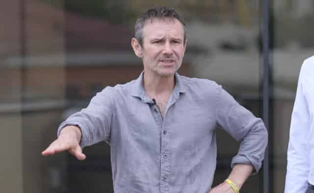 Вакарчук назвал спонсоров своей партии