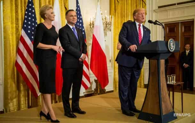 Трамп пообіцяв Польщі безвіз