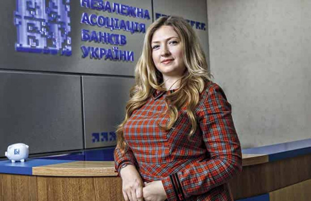 Екс-кандидат в нардепи подала в суд на «Слугу народу» і ЦВК