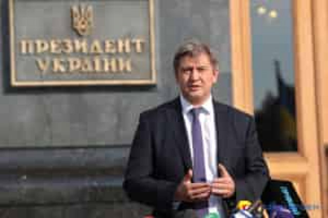 Danylyuk calls Medvedchuk's election to Rada a threat to national security