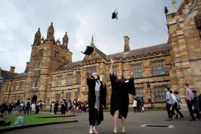 Религиозным школам в Австралии хотят запретить исключать геев