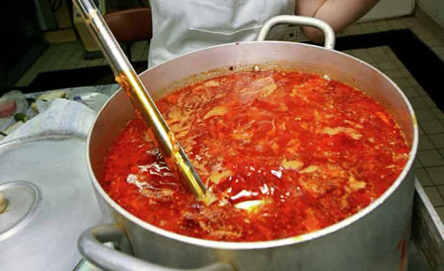 Русский повар приучил финнов есть борщ