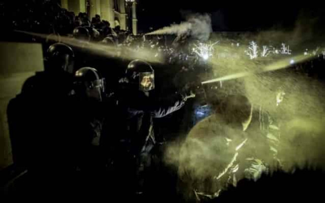 В Венгрии вспыхнули беспорядки, возможно, спровоцированные Соросом
