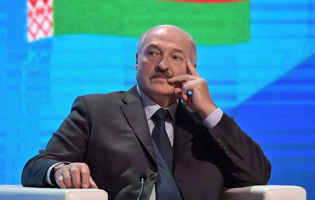 Лукашенко призвал заканчивать конфликт в Донбассе