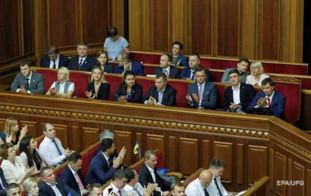 СМИ узнали размеры премий членов Кабмина в декабре