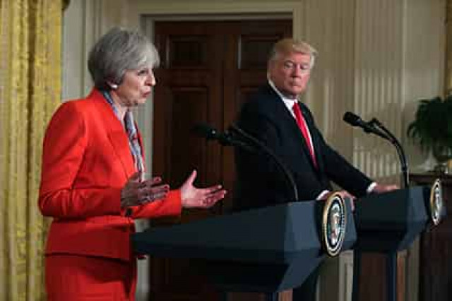 Правительство Великобритании отклонило петицию за отмену визита Трампа