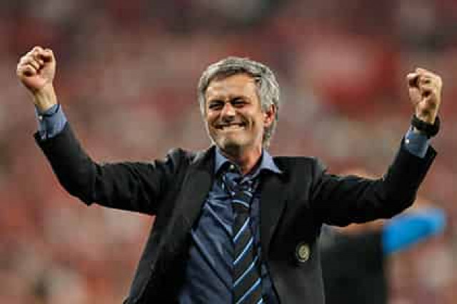 Абрамович поднимет зарплату Моуринью
