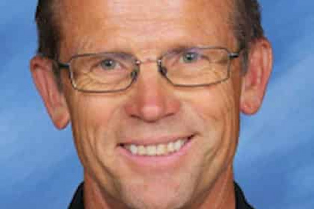 Учитель биологии скормил щенка черепахе на глазах у школьников
